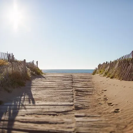 假日公园 Mediterranee 4*